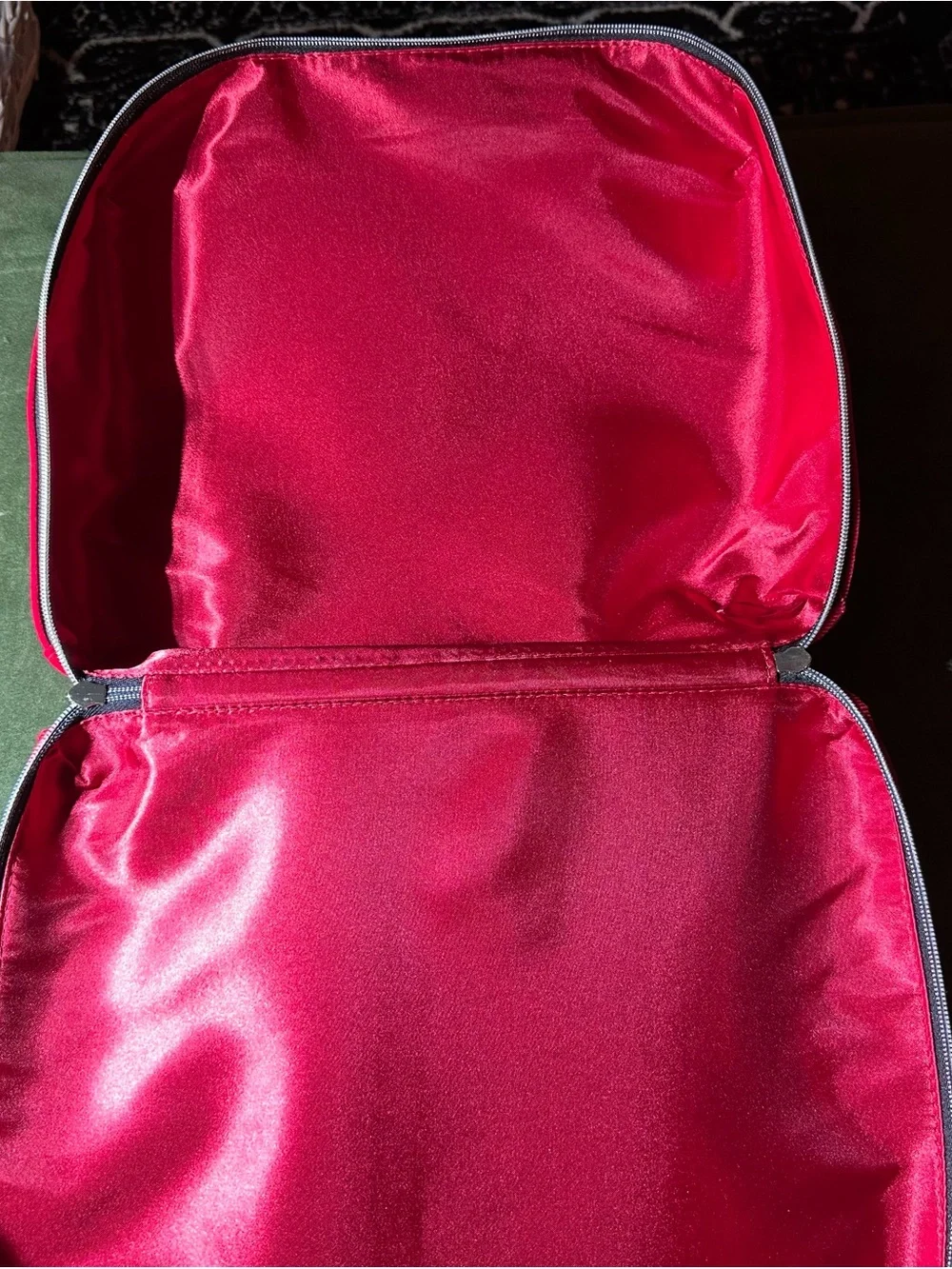 Red Velvet Bow Cosmetic Pouch - Unbranded